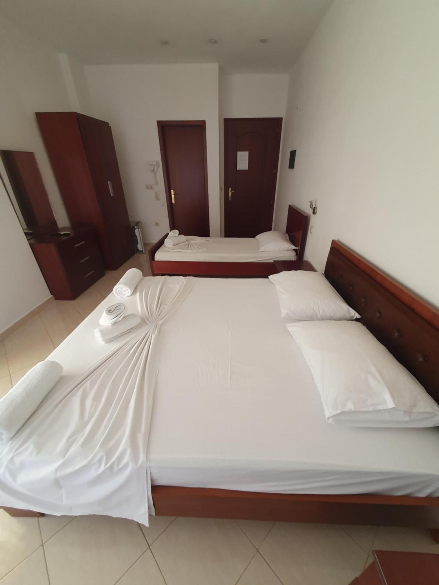 Hotel Afrodite Dhermi Exterior photo