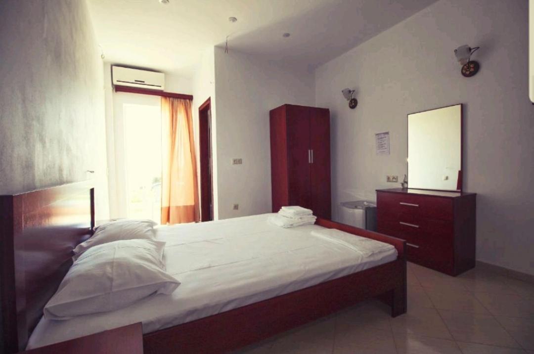 Hotel Afrodite Dhermi Exterior photo