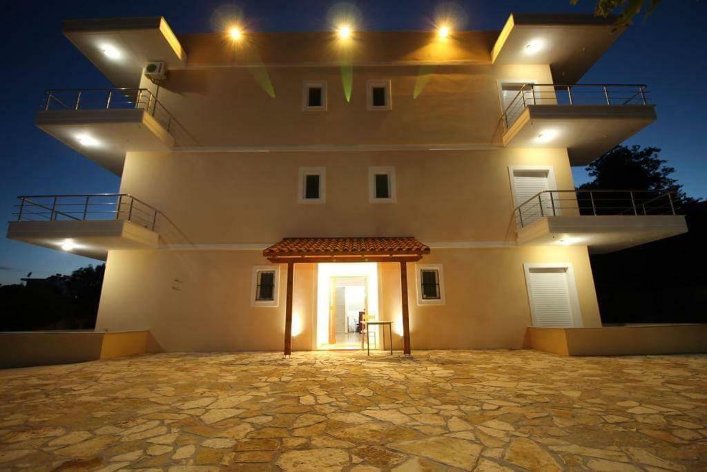 Hotel Afrodite Dhermi Exterior photo