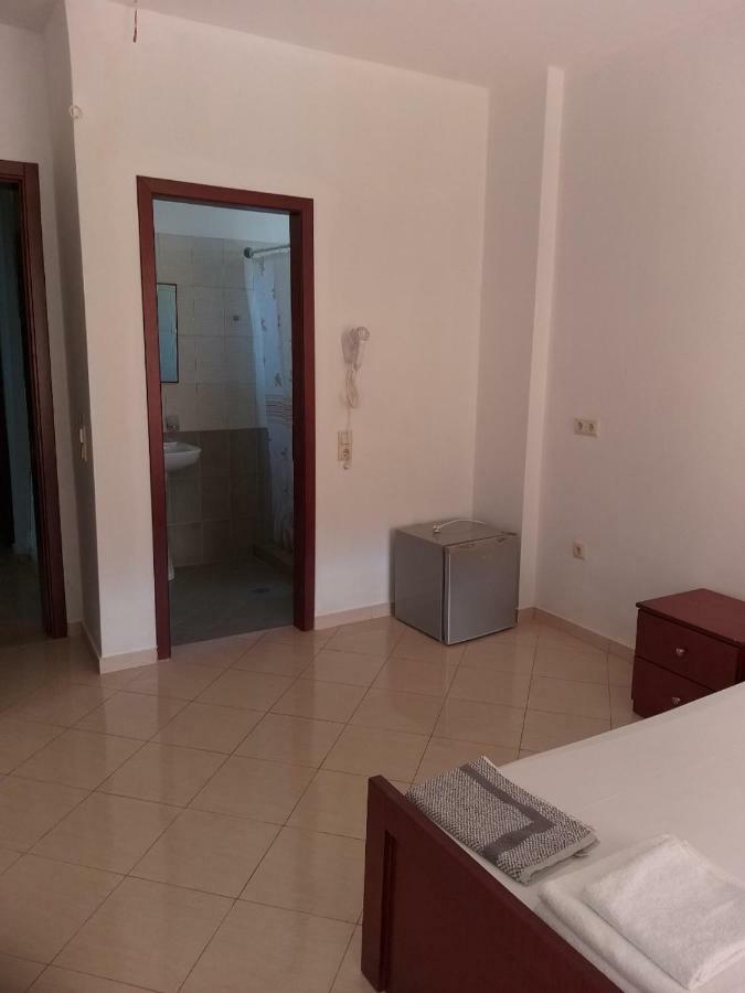 Hotel Afrodite Dhermi Exterior photo