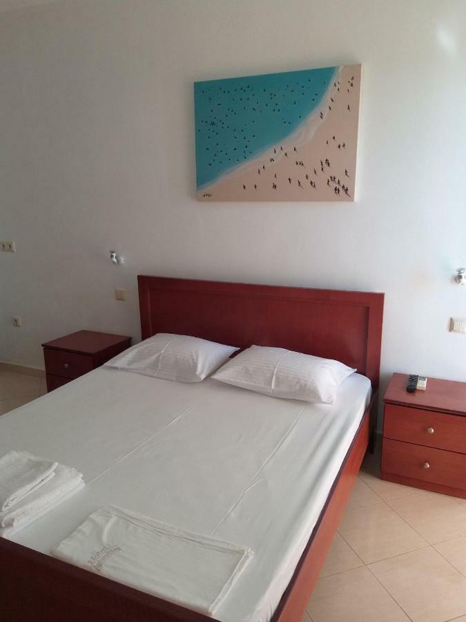 Hotel Afrodite Dhermi Exterior photo