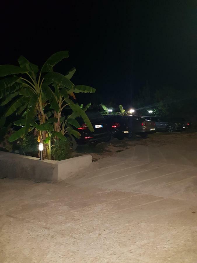 Hotel Afrodite Dhermi Exterior photo